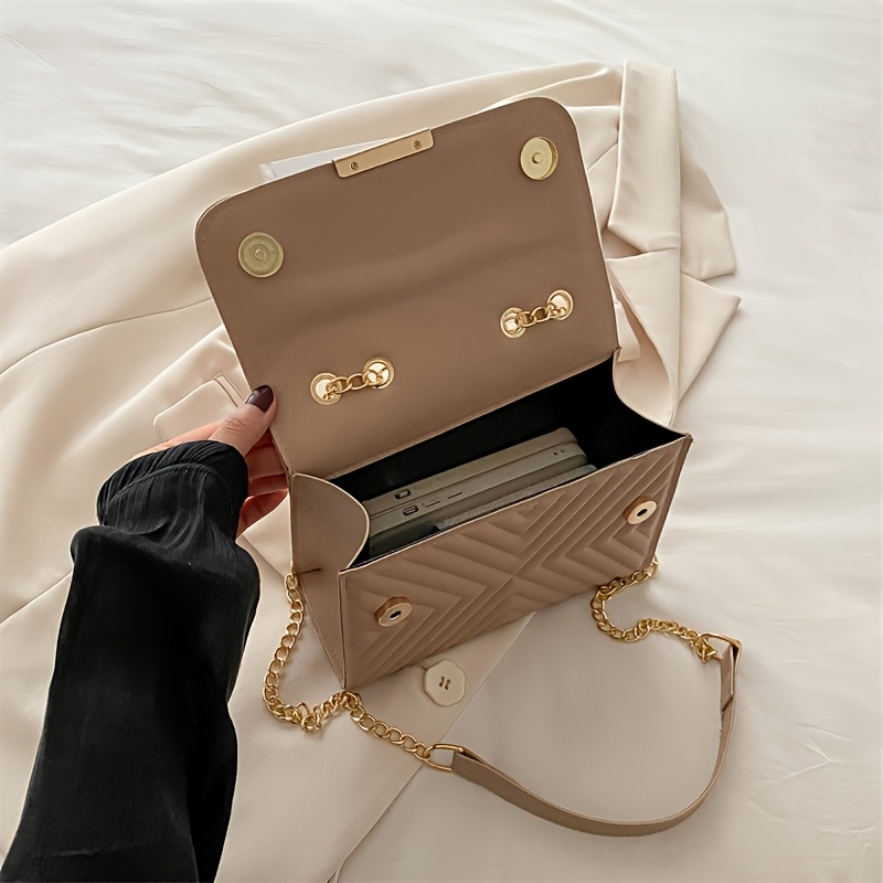 Sac Bandoulière Femme – Mini Carré Élégant Chaîne Dorée Nouveau Sac Mini Carré Élégant et Minimaliste pour Femmes - Sac Bandoulière/Épaule à Chaîne Ajustable Décontracté, Disponible en 5 Couleurs