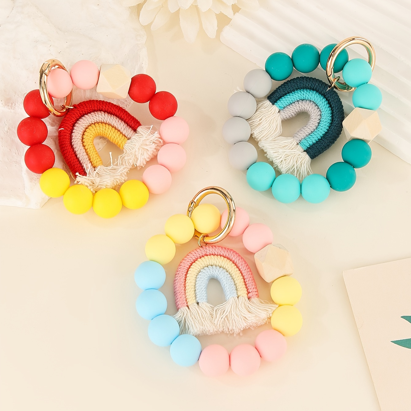 

Silicone Beaded Rainbow Tassel Keychain, Cartoon Anime Themed Round Keyring With Lobster Clasp, Decorative Ladies Key Ring For Valentine's Day - Single Piece