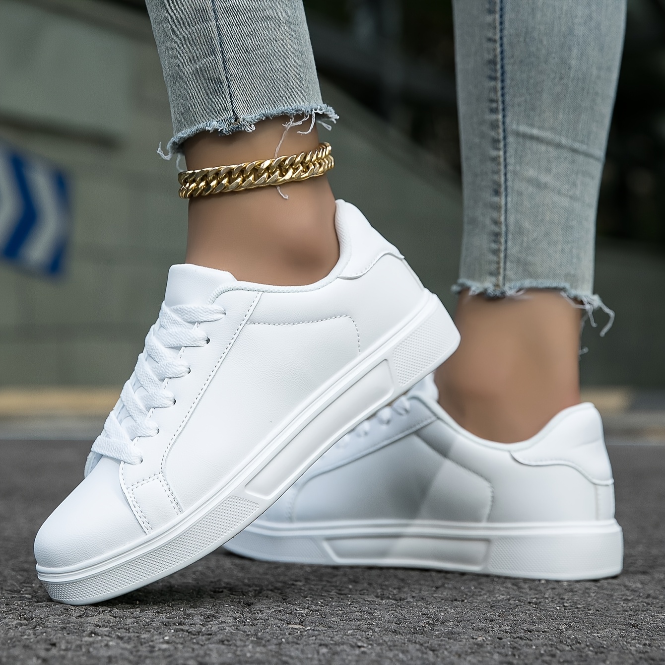 Plain white tennis shoes womens online