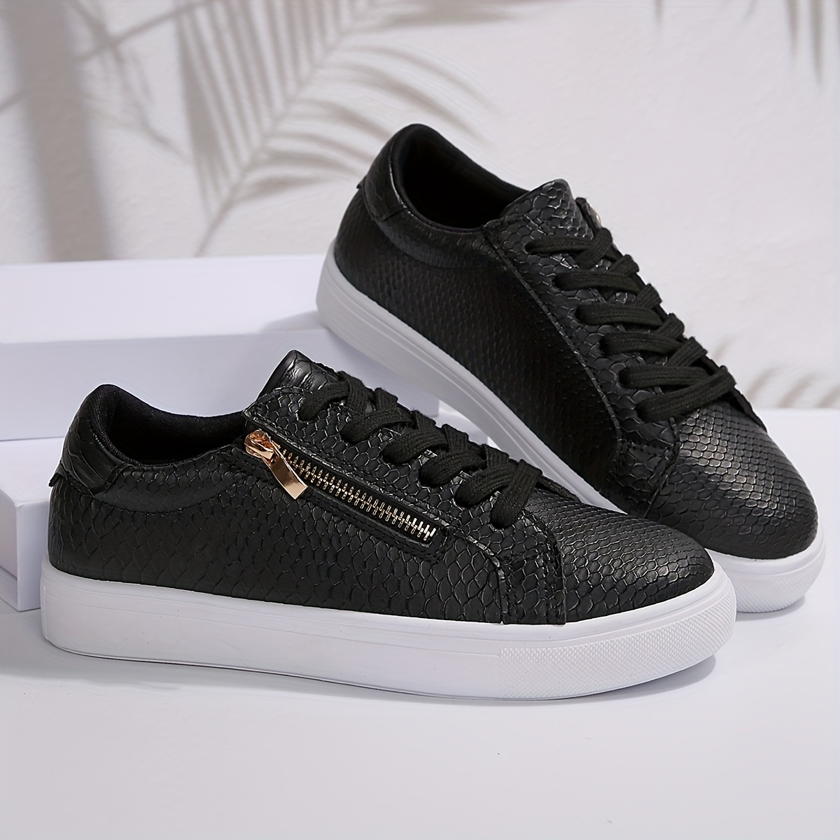 Women'S Snake Print Sneakers Black White Lace-Up Casual Shoes with Side  Zipper, Comfortable Low-* for Casual Attire, Versatile Outdoor Walking