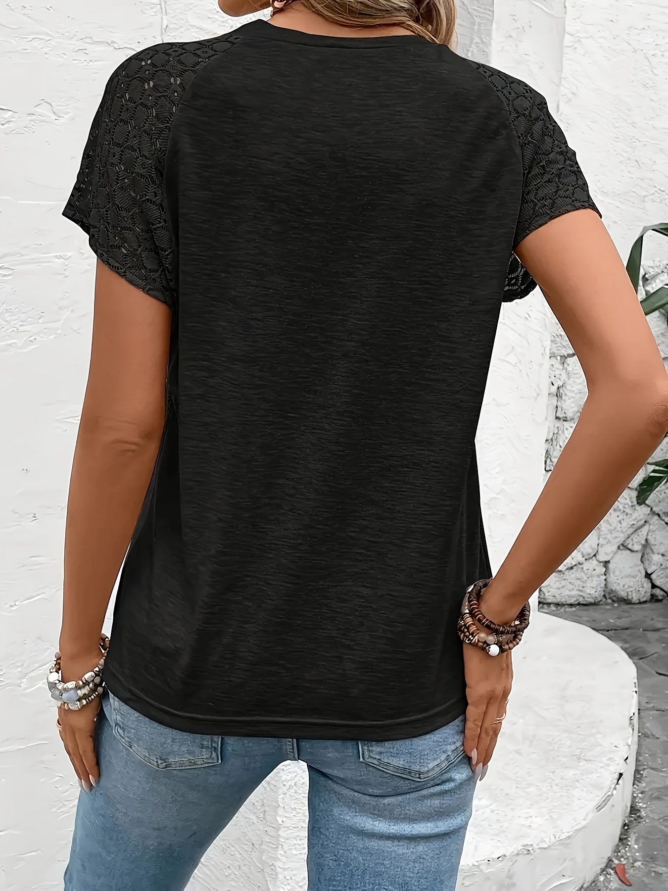 Women'S Elegant Black Short Sleeve T-Shirt with Lace Detail - Polyester, Crew Neck, Medium Stretch, Spring/Summer/Fall Fashion, Knit Fabric, 170 g/m?, Casual Wear|Lace Trim Top|Stretchy Fabric