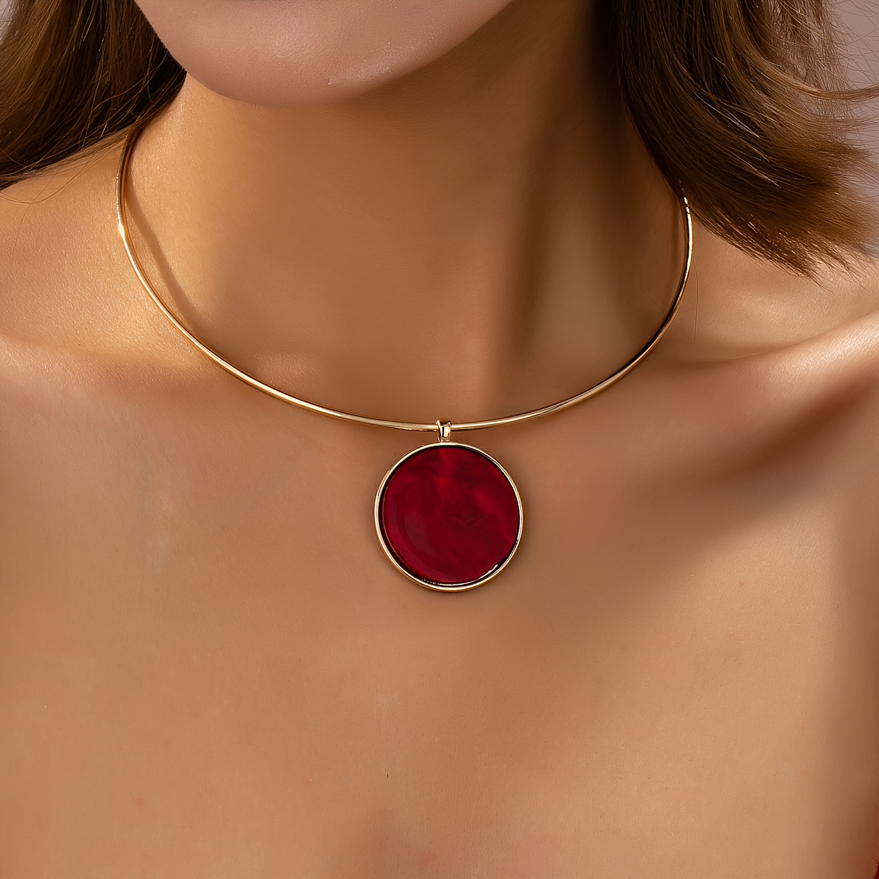 TEMU 1pc Temperament Easy Red Geometric Circular Ripple Acetate Acrylic Pendant Women's Thin Collar Neck Ring, Valentine's Day Holiday Party Wear