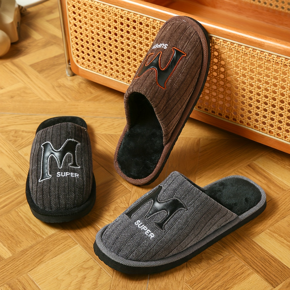Men'S Comfortable Memory Foam Slippers with Adjustable Width, Warm EVA Sole, And Plush Lining - Black, Brown, Gray Options - Ideal for Indoor And Outdoor Use, Indoor Slippers. Suitable for Both Men And Women.