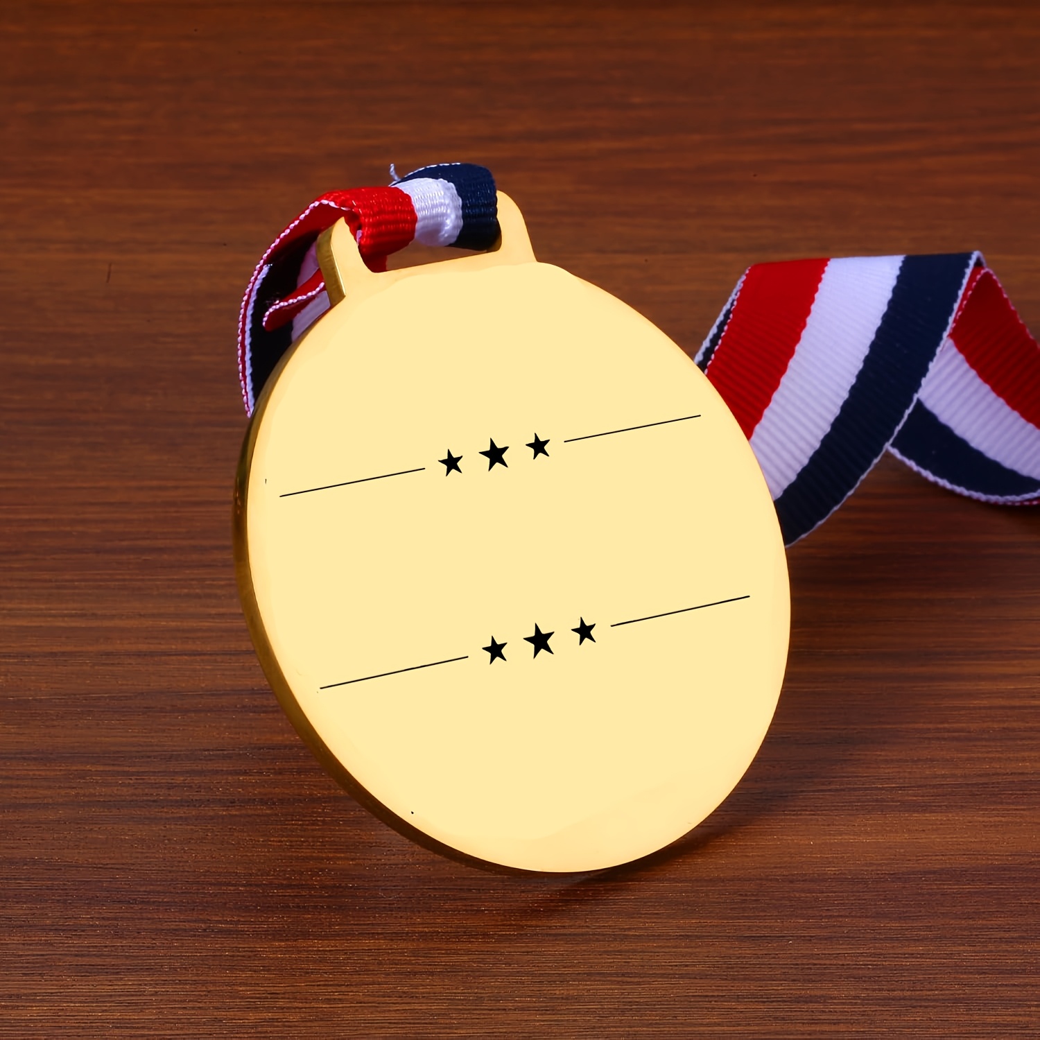 Image of Customized Product: A Personalized Award Medal For Family Outdoor Activities, Designed For School Awards, Office Ceremonies, Competitions, Football Sports Events, And Commemorative Medals
