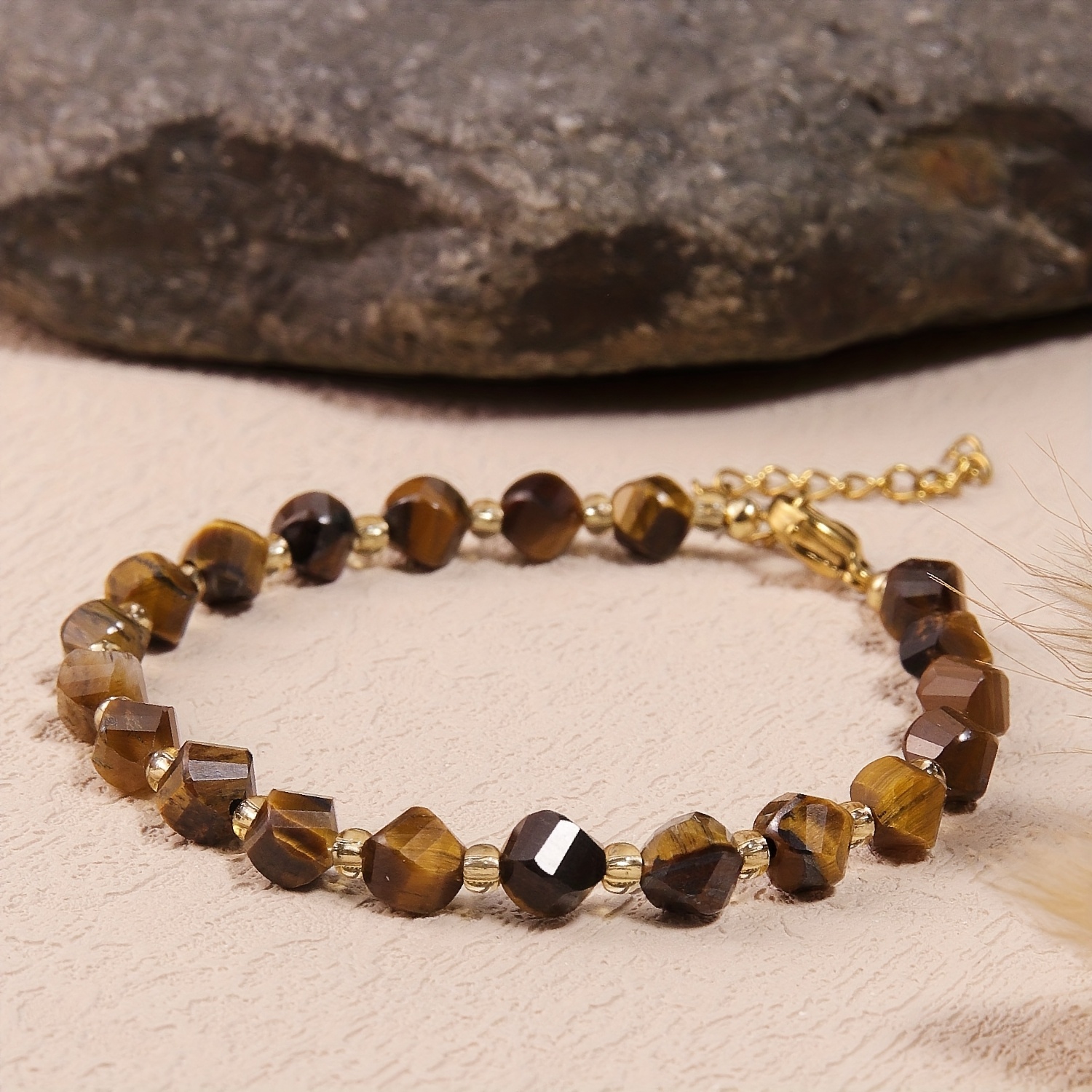 E-shop 1 Stück Elegantes Stilvolles Armband - 6mm Facettierter Natürlicher Tigerauge | Verstellbares Design, Bohemian & Vintage Stil | Geeignet für den