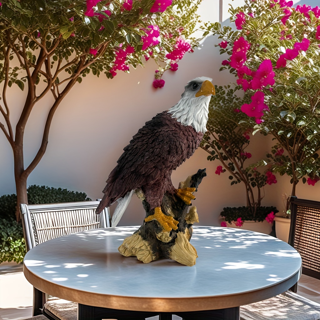 Majestic Eagle Statue Display