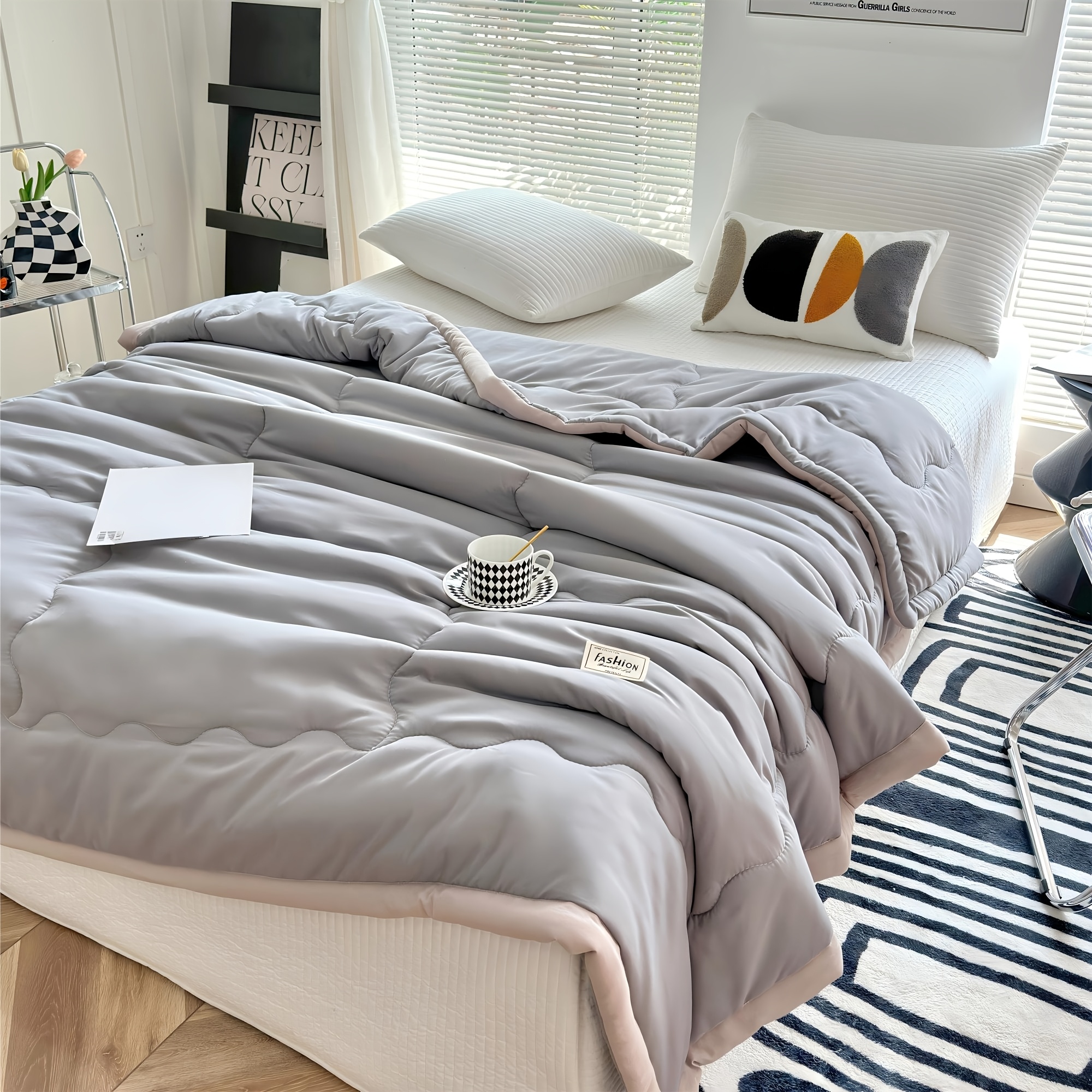 Image of Summer Lightweight Quilt - Light, Breathable, And Skin-friendly, 100% Polyester Fiber, Machine Washable, Soft And , Comfortable For , Versatile Use, Suitable For Bedroom, Sofa, Camping, And Travel