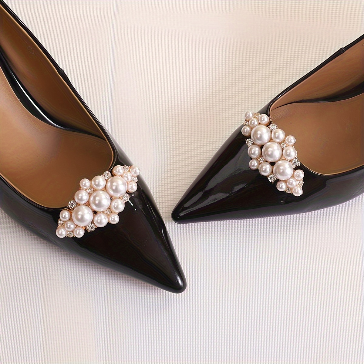 

2pcs Elegant White Pearl Shoe Clips - Unique Irregular Design, Alloy, High Heels & Fashion Accessories, Ideal Gift For Students & Casual Wear