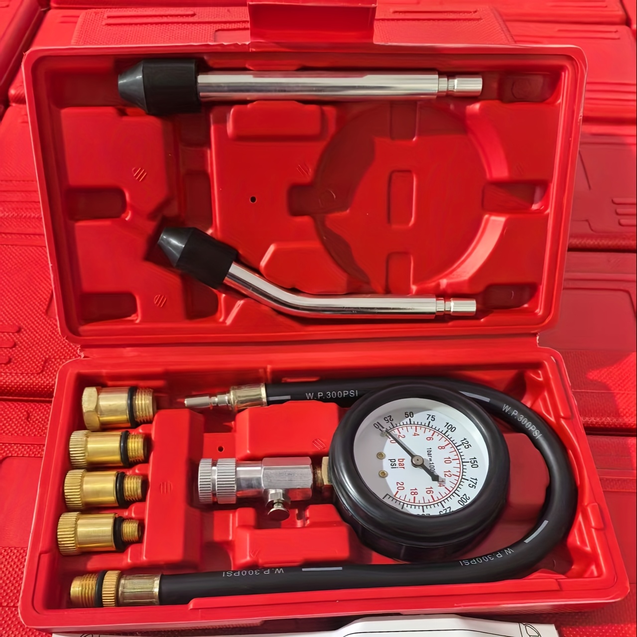 E-shop 8-teiliger professioneller Zylinder-Kompressionsprüfer | 0-300 PSI für Benzin-/Dieselmotoren | Schnellspann-Steckverbinder +