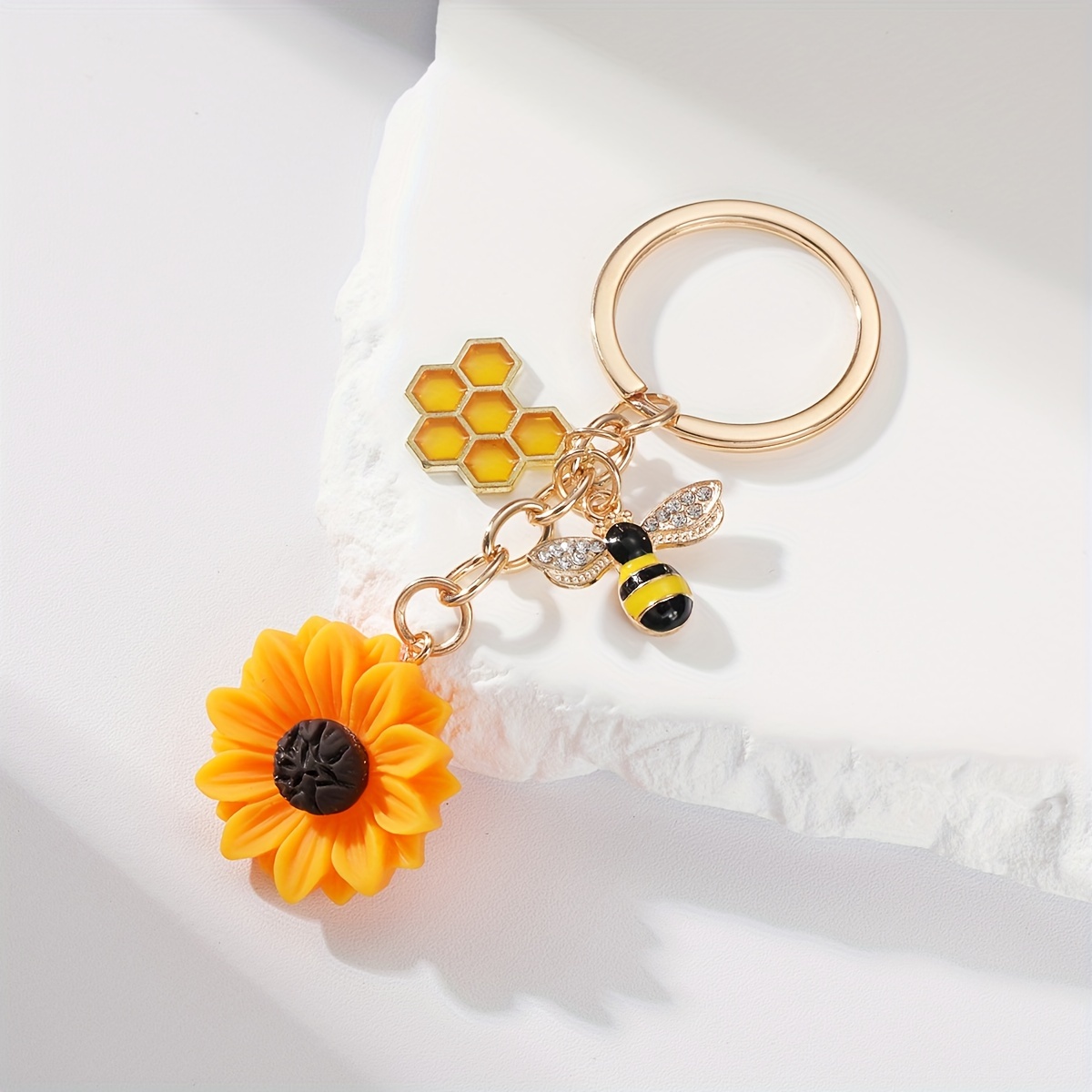 1pc, New Style Versatile Fashion Alloy Drip Oil Sunflower Sunflower Bee Hive Keychain Teacher's Day Gift