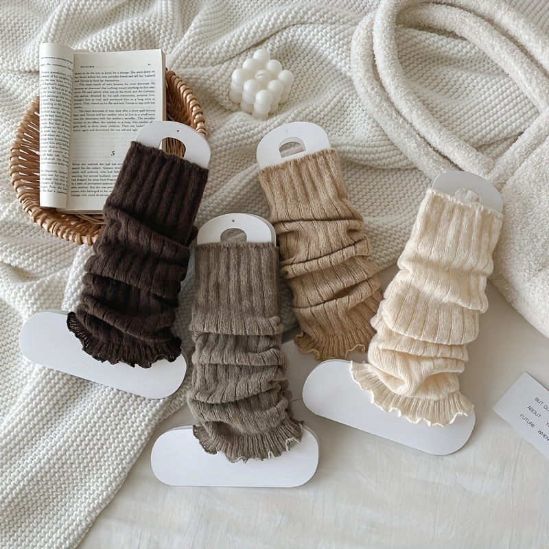 E-shop 4 Paar gestreifte Socken für Damen [Herbst/Winter Stil] Doppelnaht Koreanischer Lockere Socken Damen Fußbedeckungen Jk Lange Socken Japanische