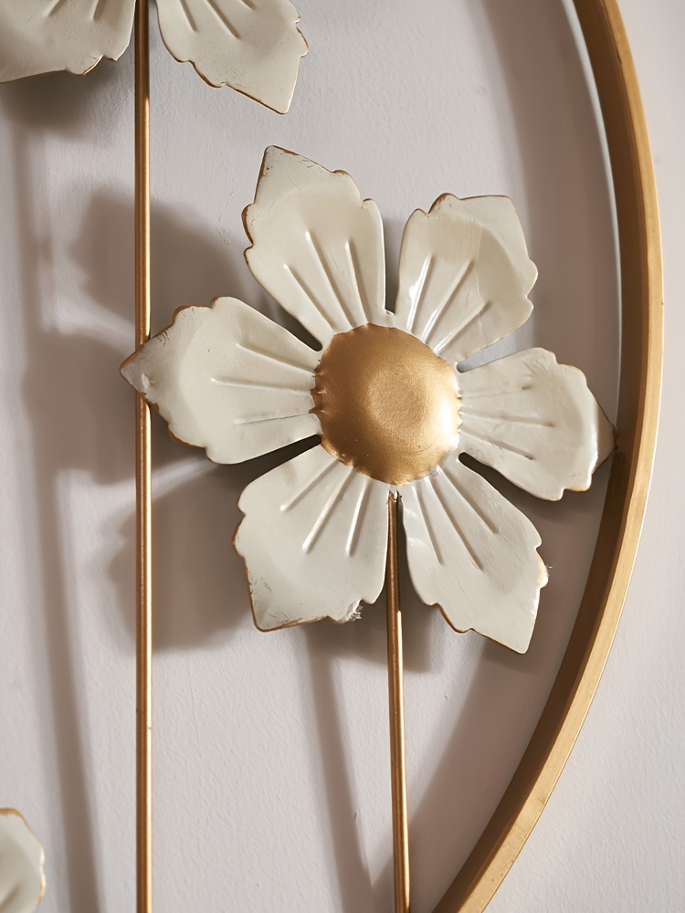French-Style Floral Wall Sculpture - Elegant Iron Flower Wall Art Decor, Classic for, Wall-Mounted  for Decoration, Durable Metal Flower Sculpture for Modern or Traditional Spaces