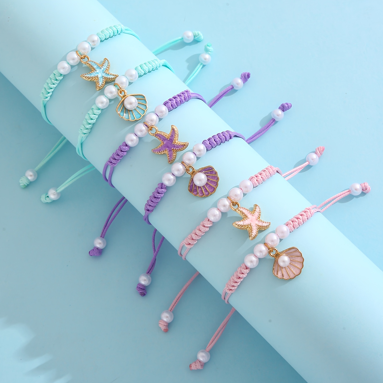 Image of A Set Of 6 Minimalist And Stylish Handmade Woven Bracelets, Suitable For Everyday Wear For Men And Women, Perfect For Beach Relaxation And Vacation