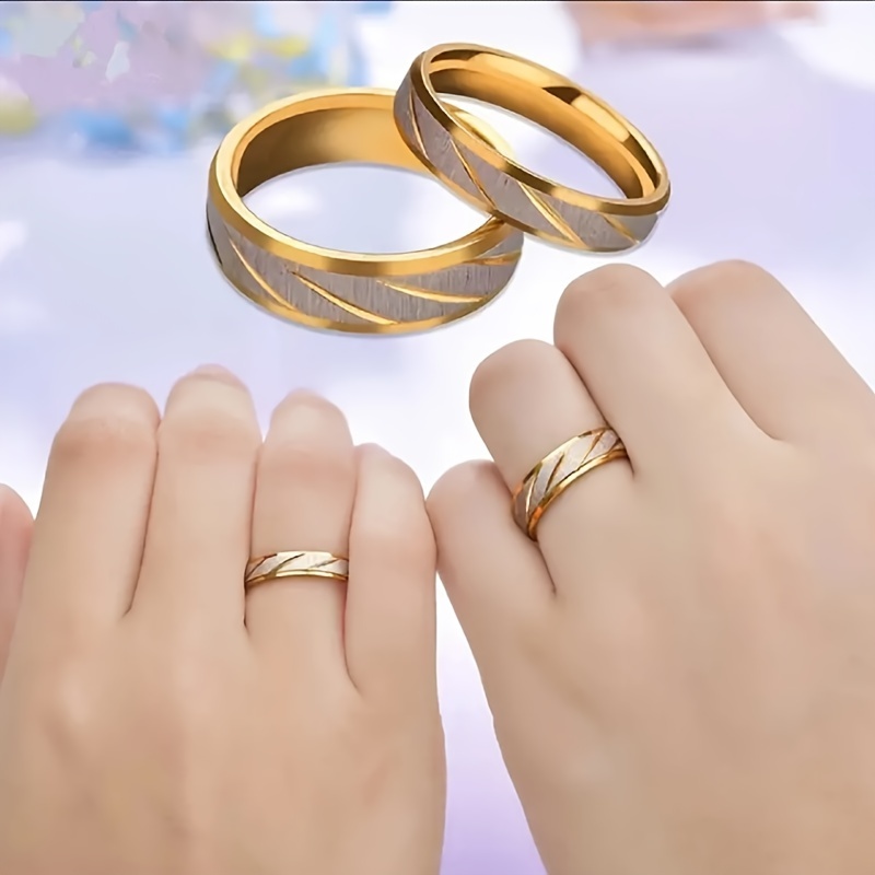 2pc Romantic Interlocking Band Rings Set, 14K Plated