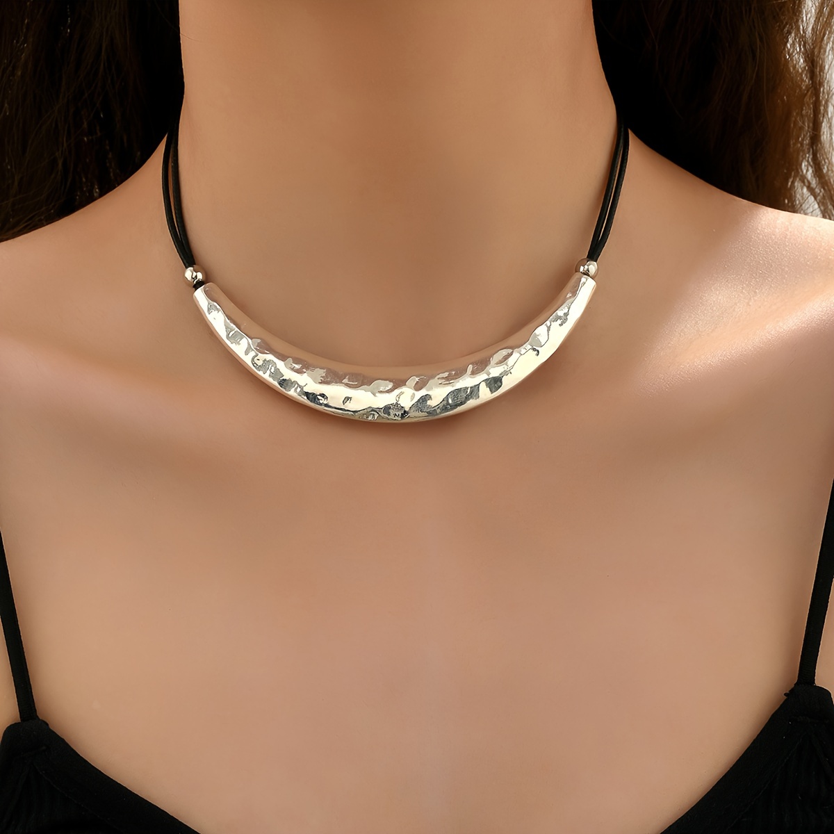 1pc Women's Necklace Retro Easy Crescent Leather Rope Splicing Individual Daily All-match Clavicle Chain