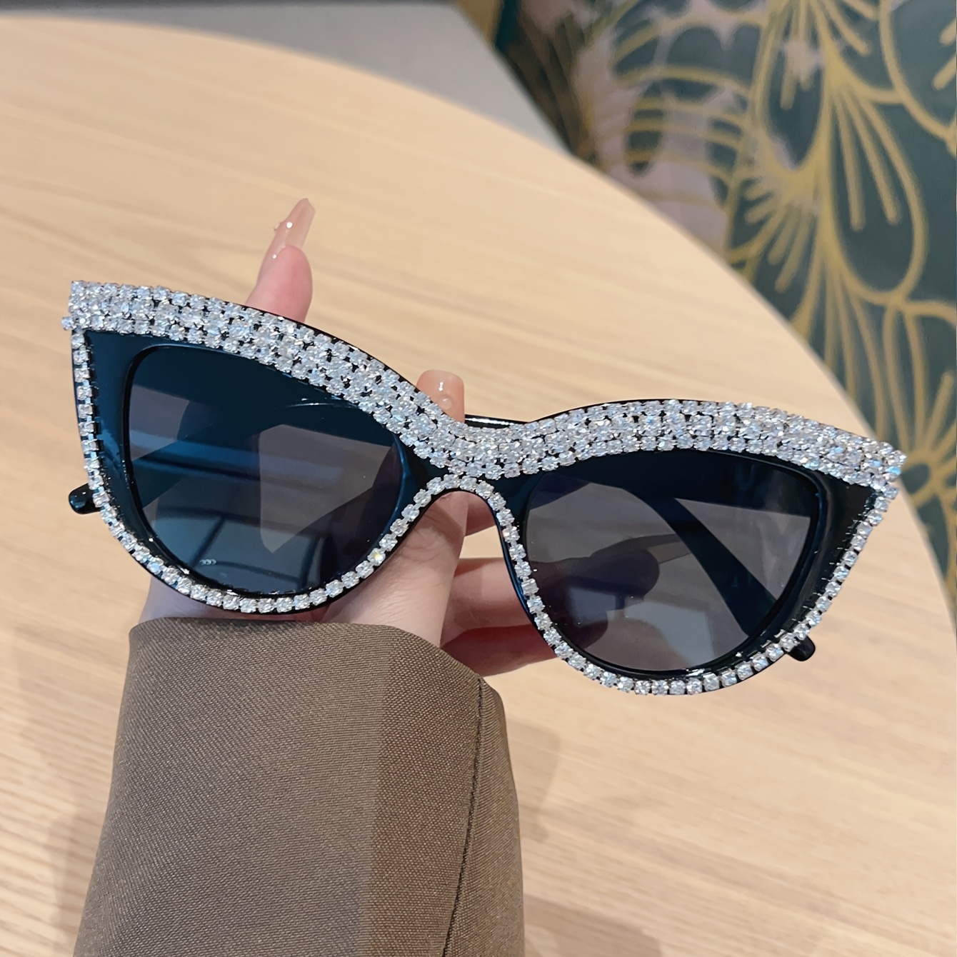 

1pc Studded For Women, , , , , -reflective Ac ,