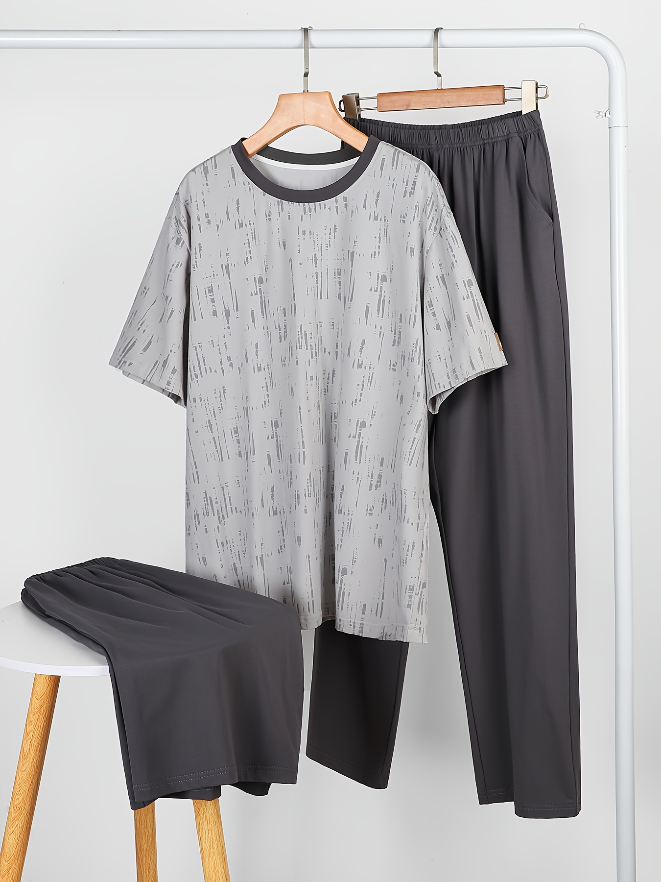 Men'S Sleepwear Set for Spring And Summer, Featuring a Pure Cotton Short-Sleeve Top And Long Pants, Designed As a Simple Plus-Size Homewear Set.