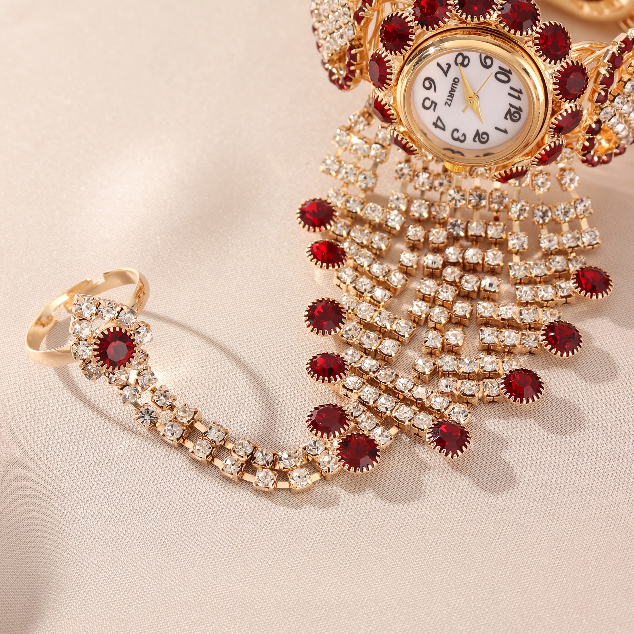 fashionable elegant womens quartz bracelet watch heart shaped   inlaid cute gift for her Product details 5