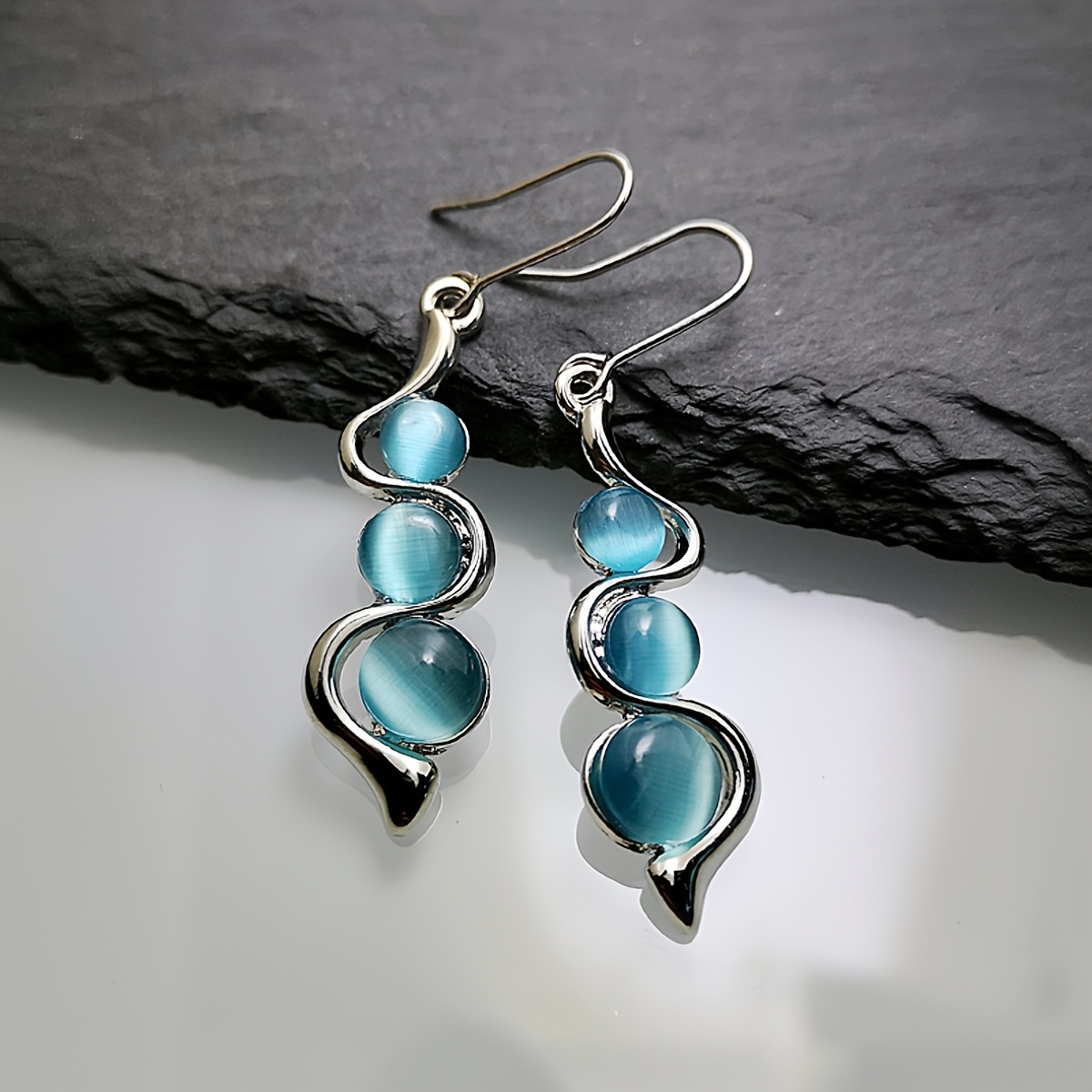 Image of 1 Pair Boho Style Moon Ston Wave Earrings, Cat Eye Gemstone Dangle, Creative Curved Design, Valentine's Day Gift And Party Accessory, Wear, Best For Christmas