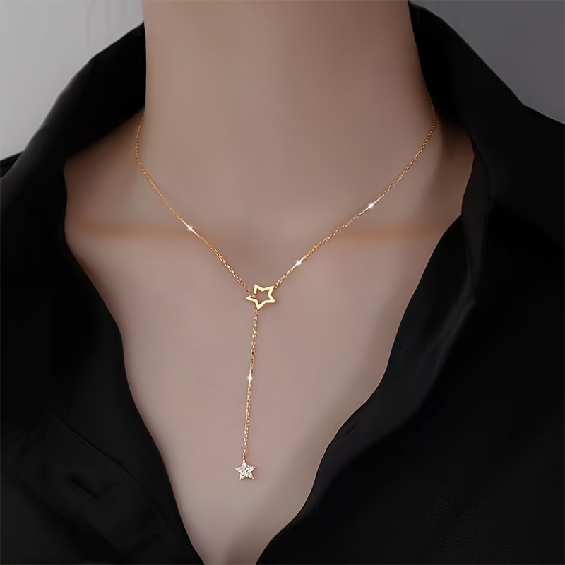 Personalized Rhinestone Star Necklace Niche Design Hollow Tassel Design Temperament Clavicle Chain