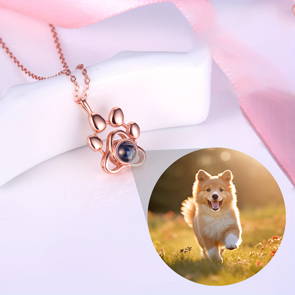 

Customized Projection Necklace With Color Pictures, Elegant Style Copper Dog Paw Design Pendant Jewelry For Mother's Day, Romantic Gifts For Women