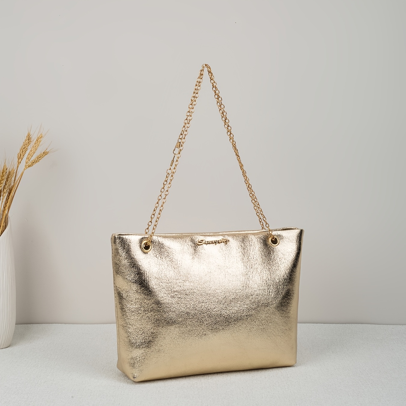 elegantna mala torba za žene -   torba s patentnim zatvaračem i lančanim remenom preko ramena, minimalistička, prikladna za svakodnevno nošenje, putovanja, torbica s lančanim remenom za svaki dan