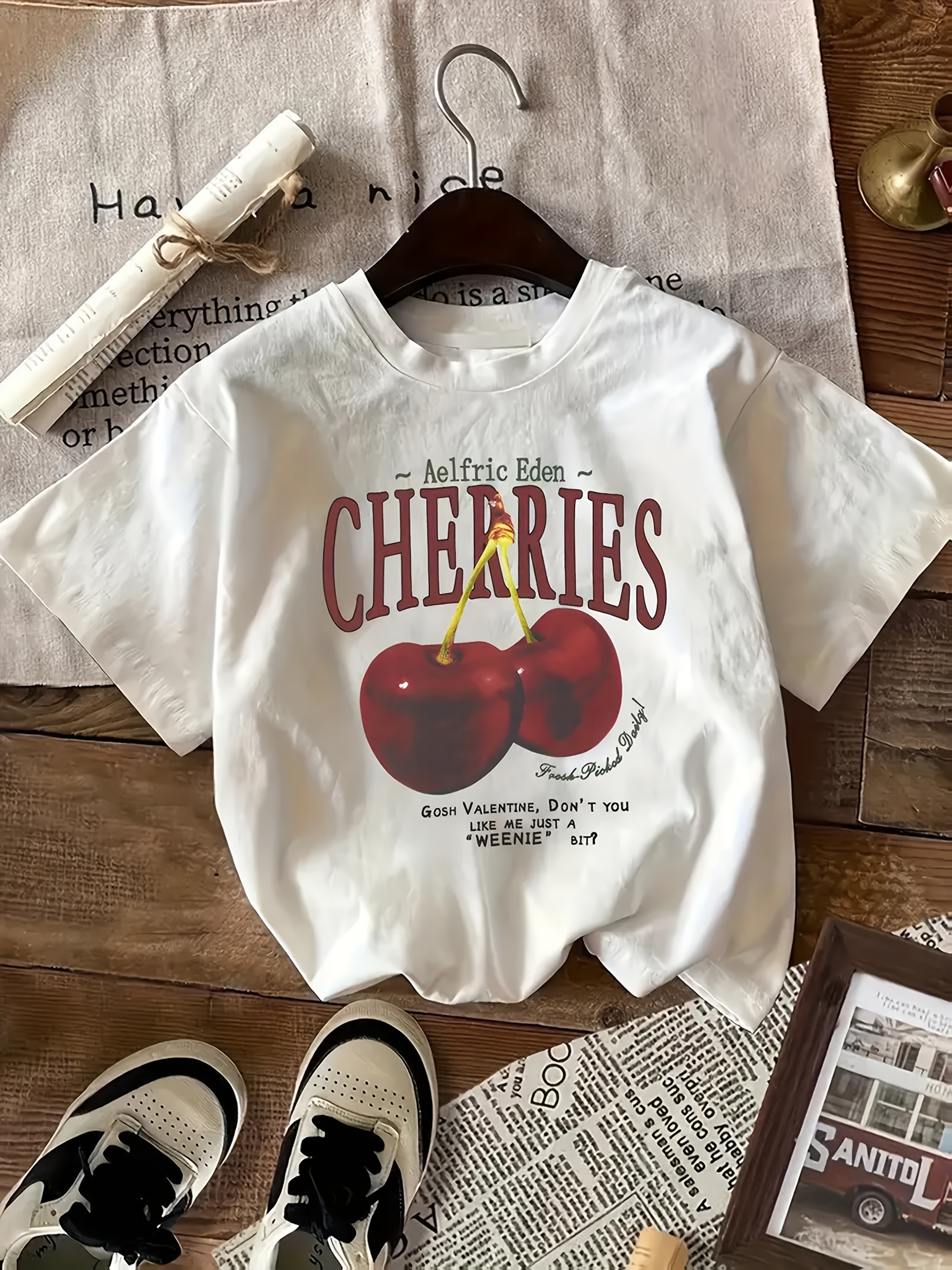tシャツ urday / Cherry Bliss / Tシャツ レディース メンズ urday【Cherry Bliss】Tシャツ（3157560）ホワイト – mamian