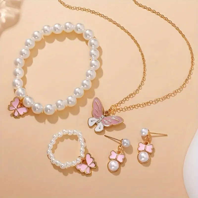 Parure De Bijoux Pour Femme Avec Collier, Boucles D'Oreilles Et Bague Parure De Bijoux Pour Femme Avec Collier, Boucles D'Oreilles Et Bague