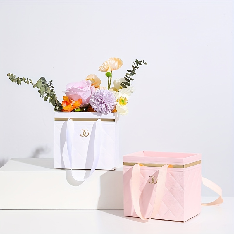 

1pc, Flower Paper Packaging Bag Bouquet Packaging Valentine's Day Bouquet Gift Bag For Girlfriend Flower Shop Bouquet Packaging Portable Paper Box