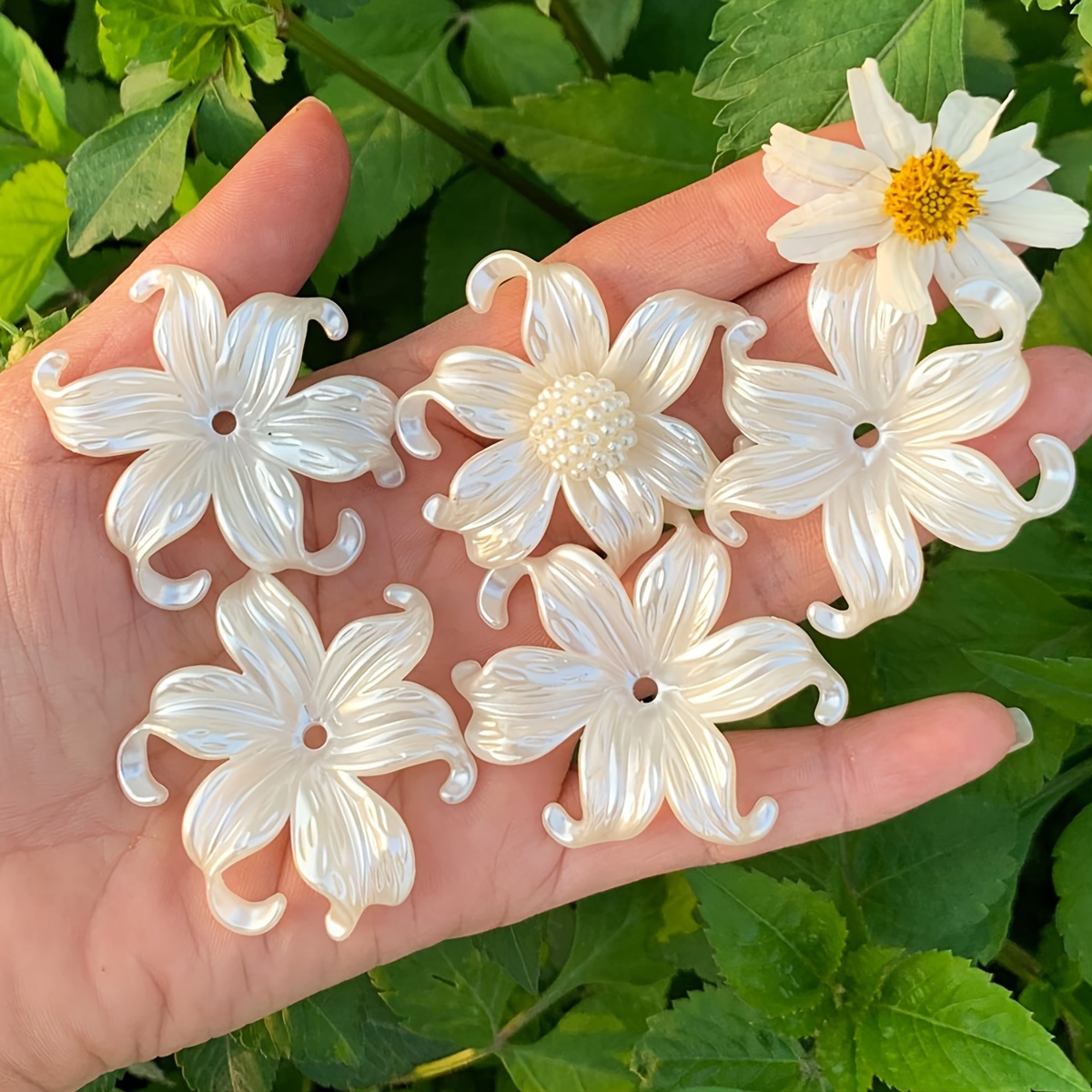 

16pcs Plastic Iris Flower Bead Charms For , Handmade Craft Necklace Earrings Keychain Making Supplies