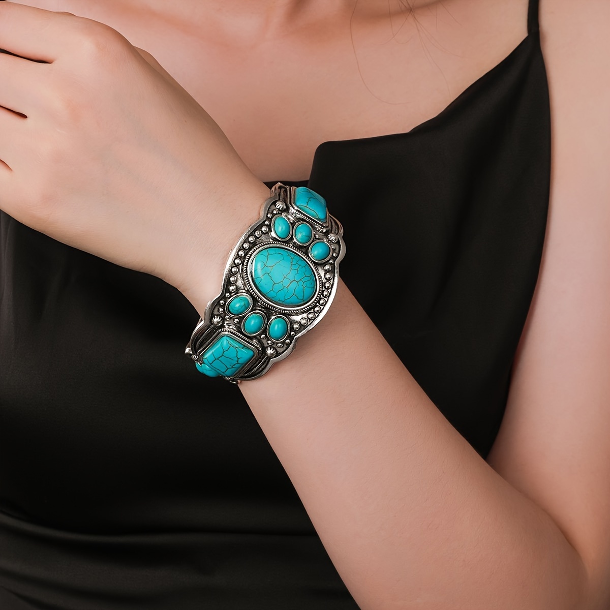 

Retro Bohemian Natural Turquoise Cuff Bracelet Vacation Casual Travel Accessories For Women Exquisite Accessories