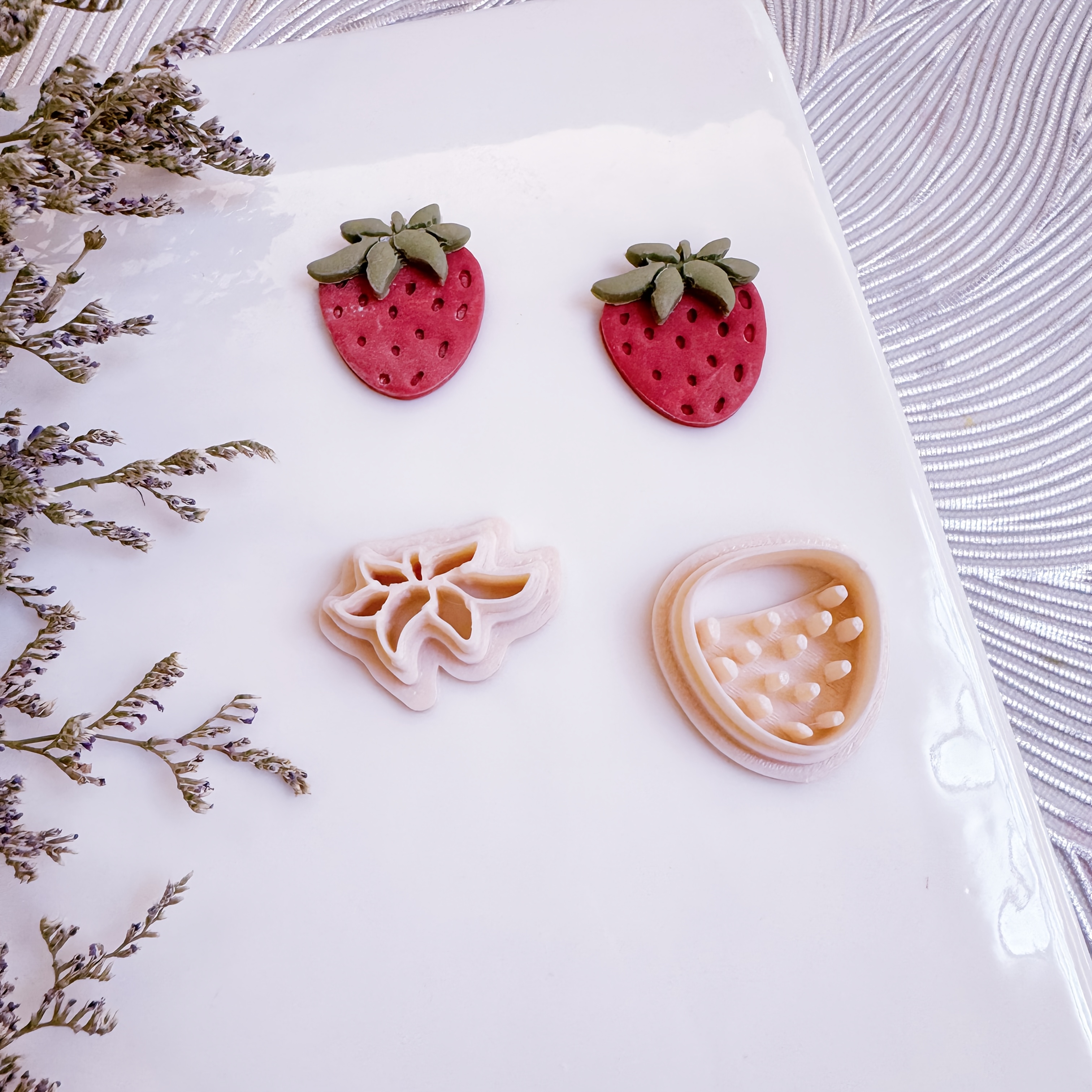 Clay Cutter Australia Jewellery Supplies 2pcs Polyresin Fruit