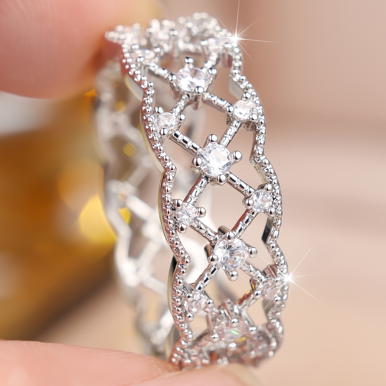 Unisex Ring with Colorful Synthetic Cubic Zirconia, Versatile Design