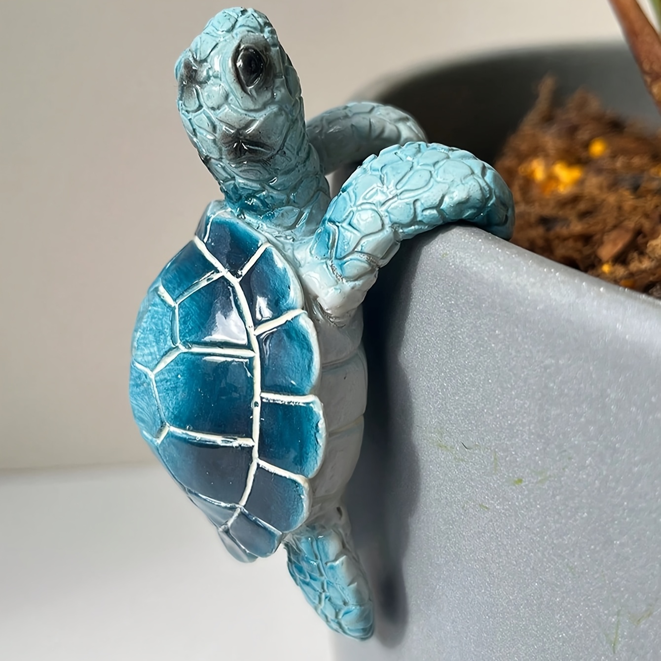 TEMU 1pc Cute Resin Mini Sea Turtle Statue, Hanging Planter Pot Decoration, Indoor Home Decor Figurine For Garden, Yard And House Without Electricity