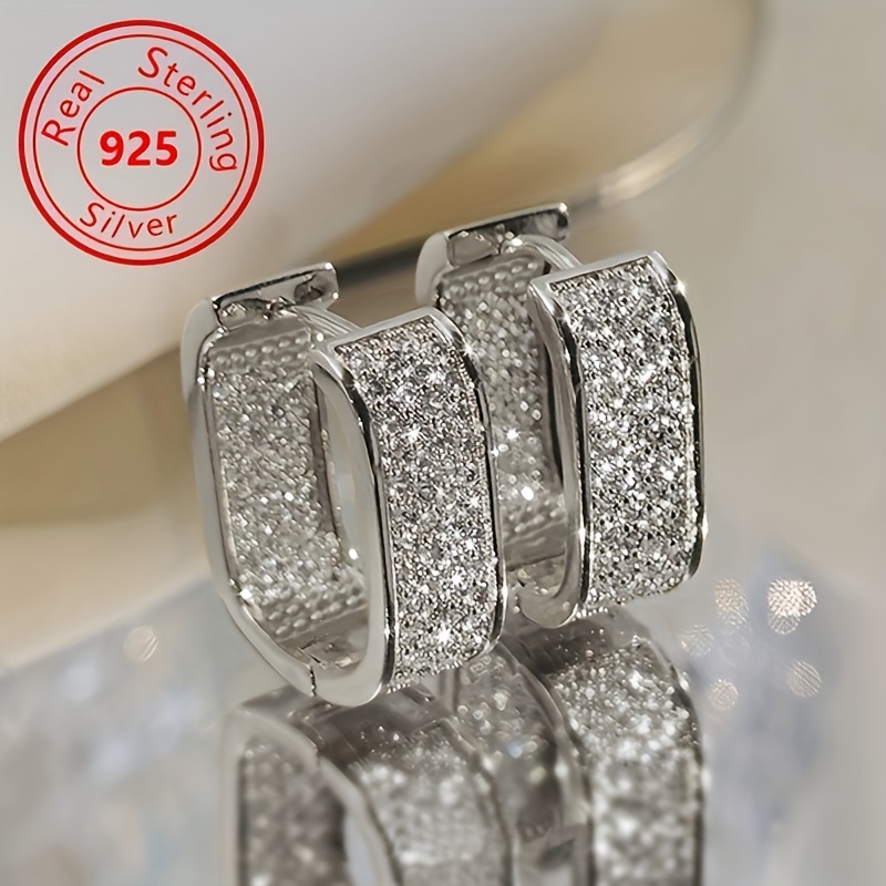 

A Pair Of 925 Sterling Silver Hoop Earrings With Sparkling Natural Stone Set, Featuring An Elegant And Luxurious Style, A Lightweight Daily Pendant For Ladies, A Creative Holiday Gift