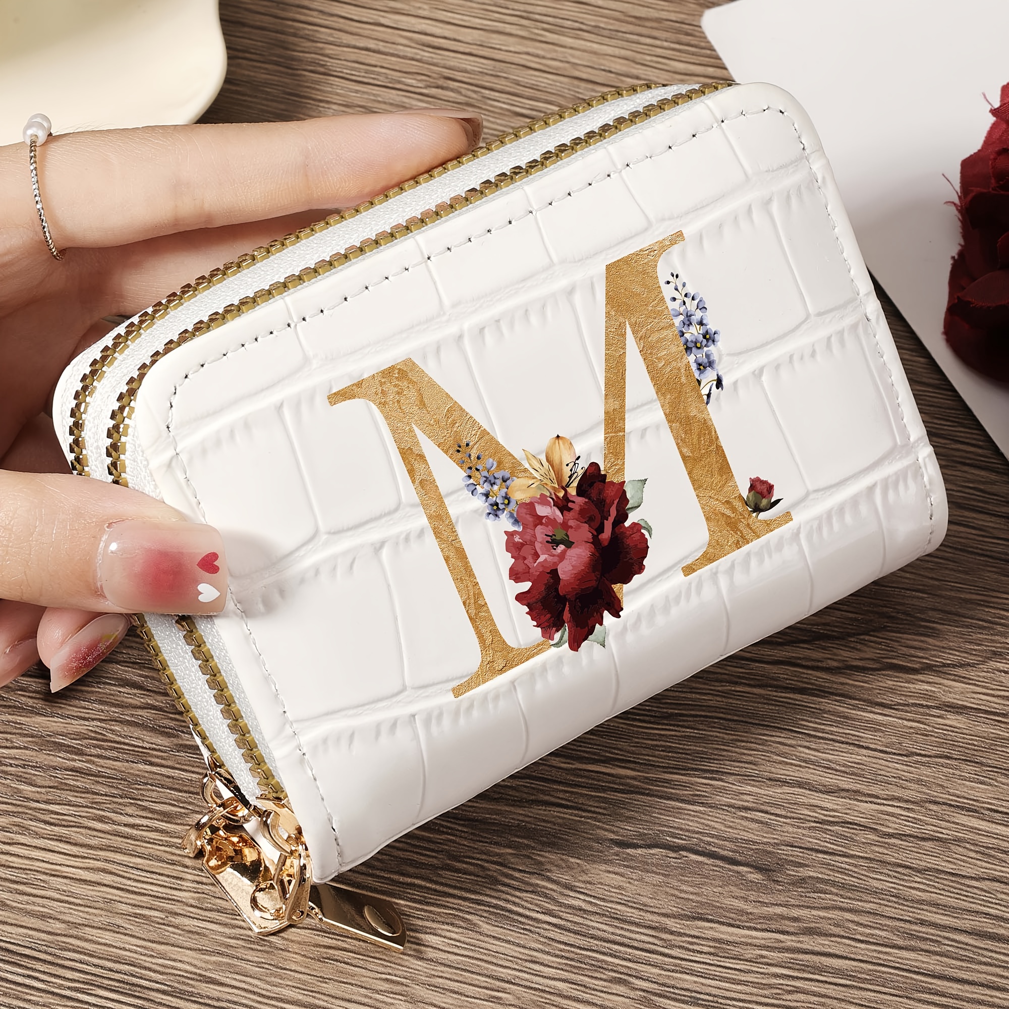 Image of Women's Minimalist Short Wallet, Fashionable Letter Printed , Fashionable Zipper Clip, Multi Functional Key And Cash Storage Bag