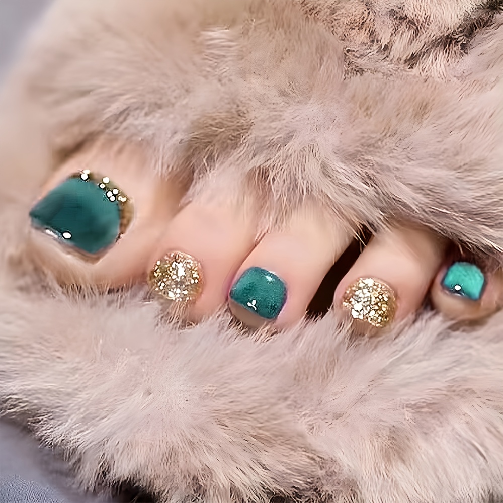 24pcs of   and golden artificial toenails for women and