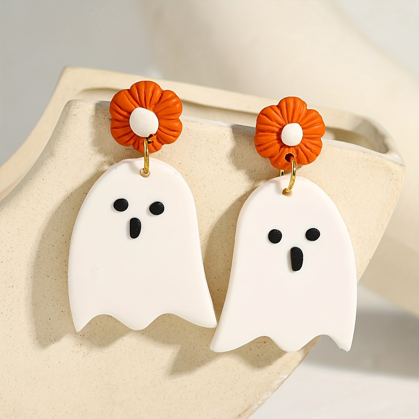 

Cute Halloween Ghost Flower Soft Clay Earrings For Women - Fashionable Vacation/party Wear, Non-feathered, All-season, No Plating Or Inlay Material