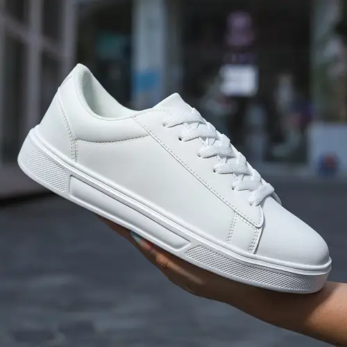 클래식 화이트 스니커즈 - 편안하고 다용도로 사용 가능한 모든 계절용 두꺼운 밑창 캐주얼 신발