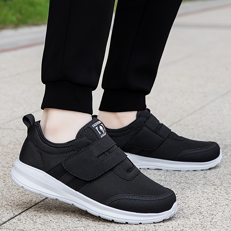 Men's Breathable Wide Width Sneakers with Adjustable Closure