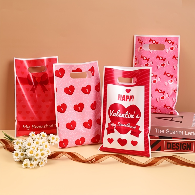 

50pcs Romantic Red Heart Plastic Gift Bags, Love-themed Bags For Valentine's Day, Weddings, Parties, Candy, Cookies, Favors, And Gift Packaging