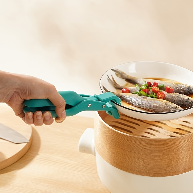 

Innovative Kitchen Utensil For Gripping Hot Items, Such As Silicone Anti-scalding Tongs With Non-slip Grip, Versatile For Gripping Plates, Bowls, And Creative Food Items For Restaurant.