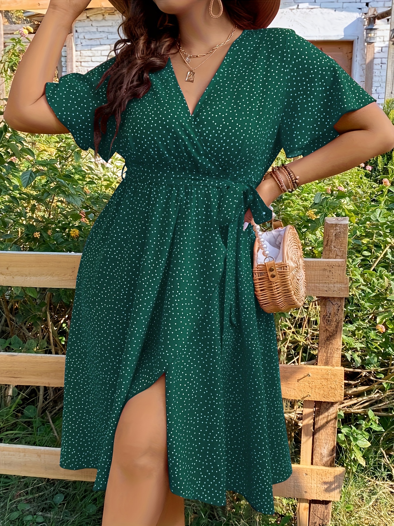 Plus Size - Plus Size - New Stylish Plus-Size Women'S Dress with a V-Neck,  Short Sleeves, Cinched Waist, A-Line Silhouette, And Elegant Polka Dot *