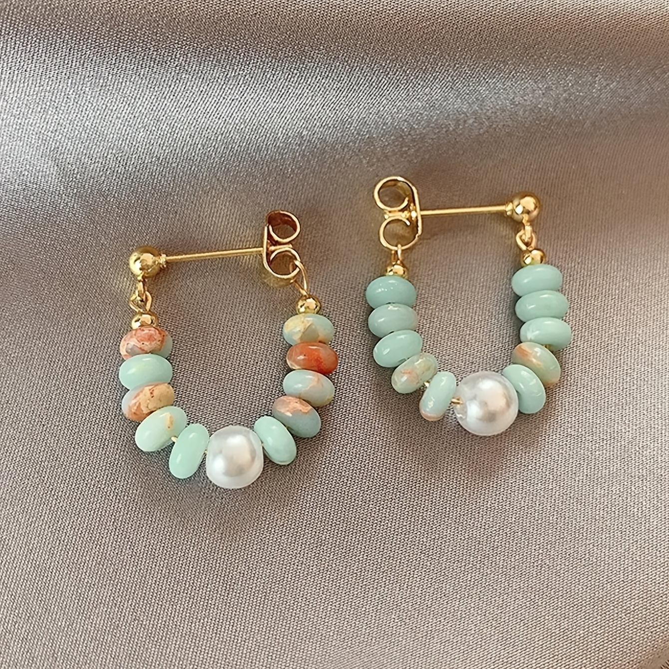 TEMU 1 Paire de Boucles d'Oreilles Pendantes à de Perles de Élégantes, Tendance et Vintage, avec Motif Aléatoire, Tempérament Unique, Polyvalentes