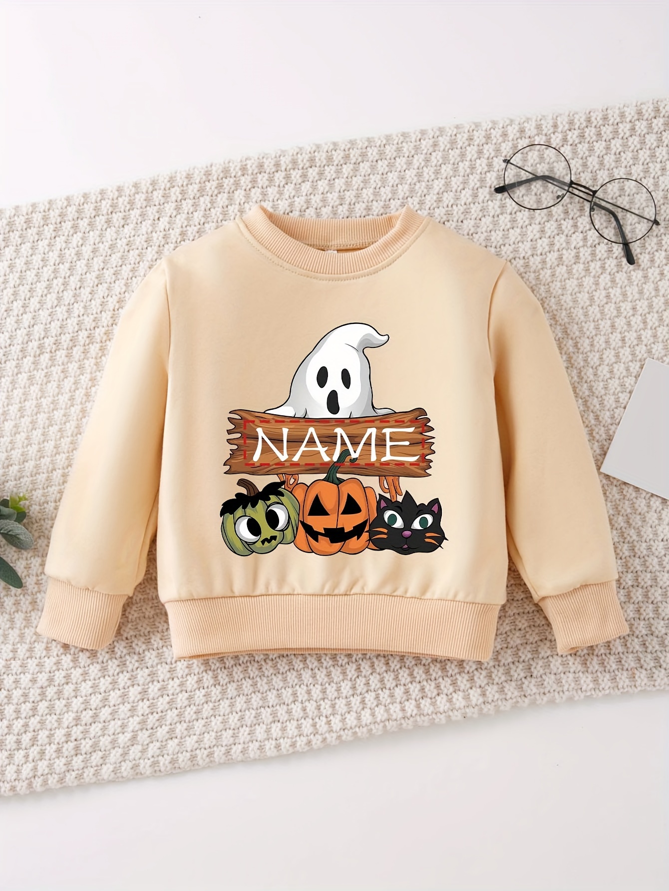 Sweat à capuche pour garçons sans chapeau d'Halloween Personnalisation du nom et motif de chat terne citrouille imprimé haut décontracté polyvalent col rond