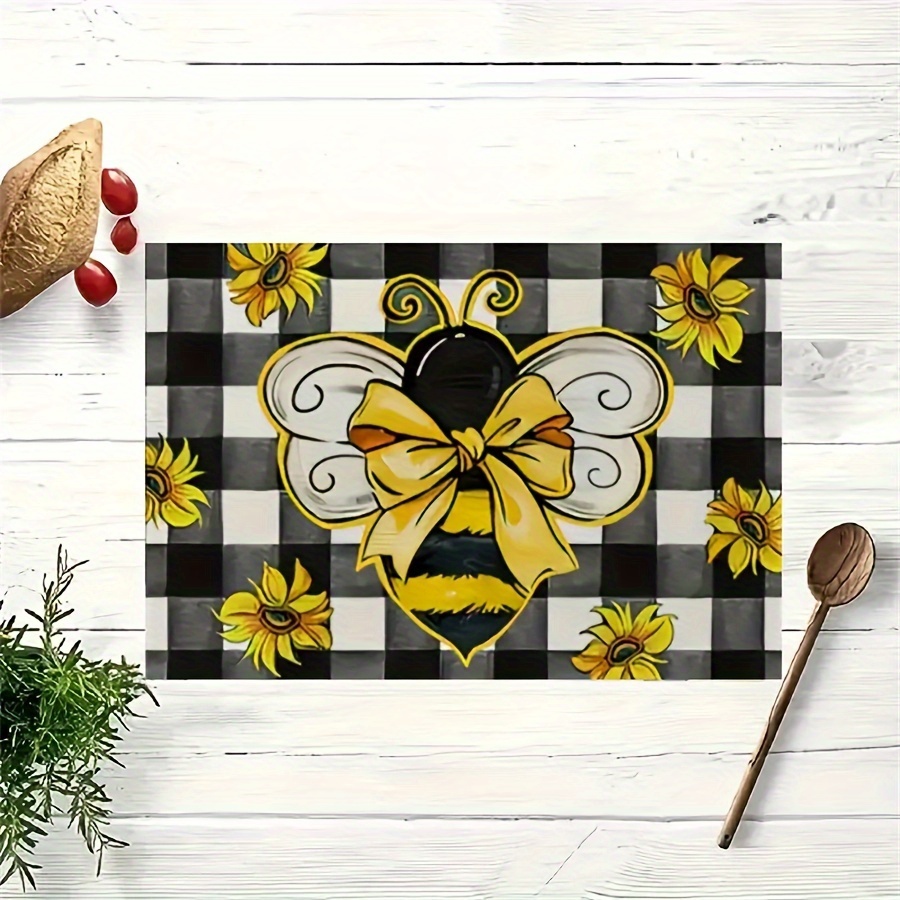 

Set Of 4/6 Bee Placemats, Summer Black Farmhouse Rustic Holiday Washable Table Mats, Suitable For Party Kitchen Dining Decoration, 12..5 Inches