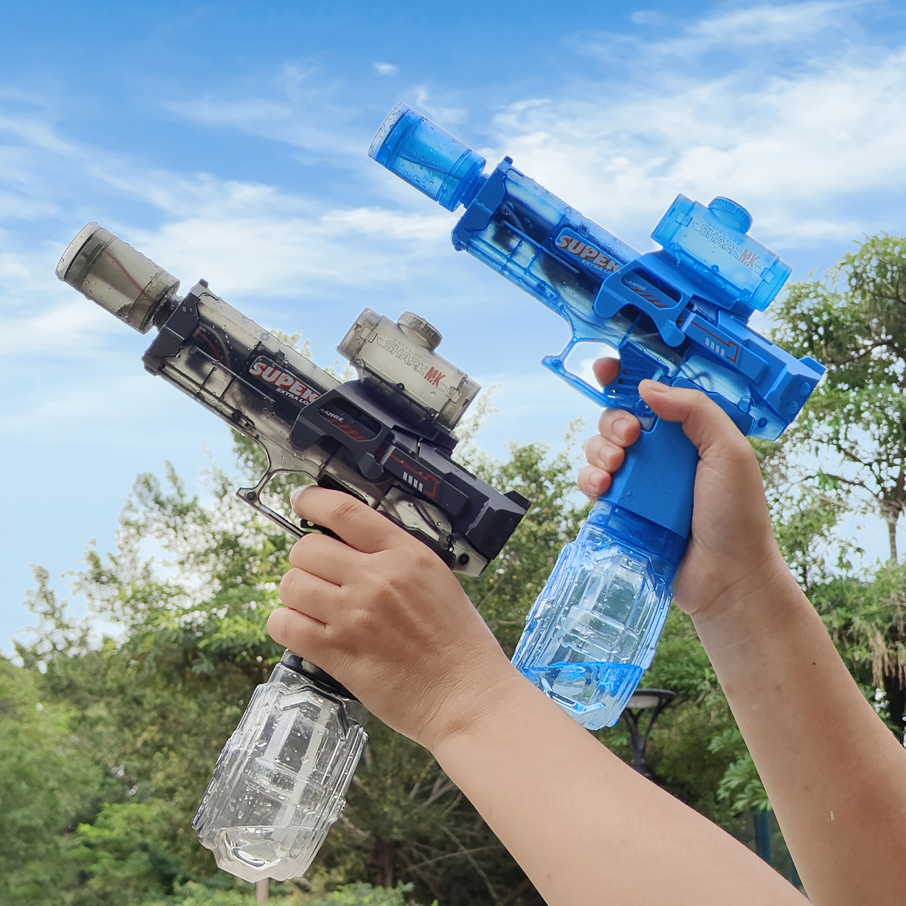 Euakee Pistola De Agua Eléctrica Con Doble Depósito – 500+75 Ml Y 6 Metros De Alcance