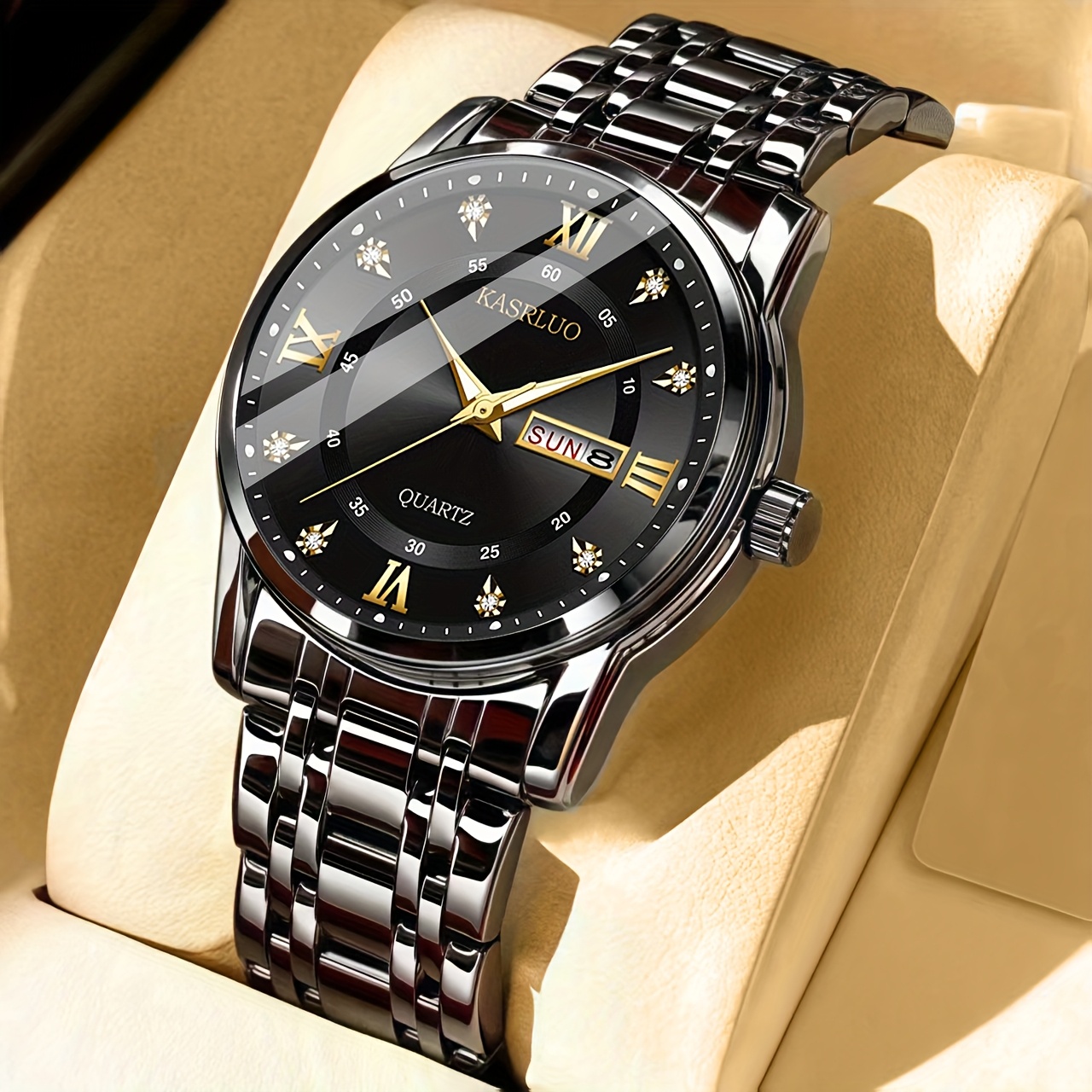 Een nieuwe KASRLUO merk quartz horloge met Romeinse cijfers en roestvrijstalen band, geschikt voor zowel mannen als vrouwen. Dit waterdichte uurwerk is een stijlvol en luxueus cadeau, met nauwkeurige tijdweergave en een automatische multifunctionele kalender.