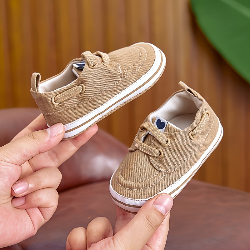Casual Slip-On Canvas Footwear for Newborns 0-1 Year, Breathable First Walker Sneakers for Both Genders