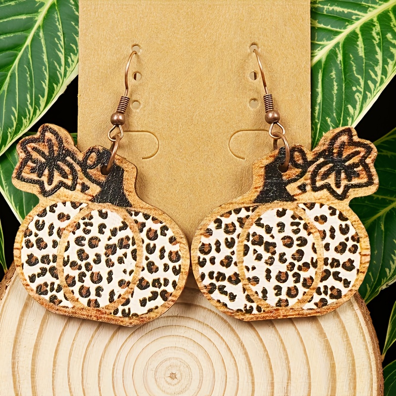 halloween retro pattern pumpkin design dangle earrings wooden